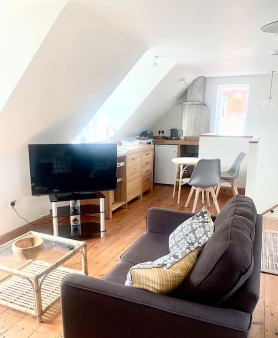 Apartament Delightful Ely House Bright And Warm With Cathedral View Zewnętrze zdjęcie